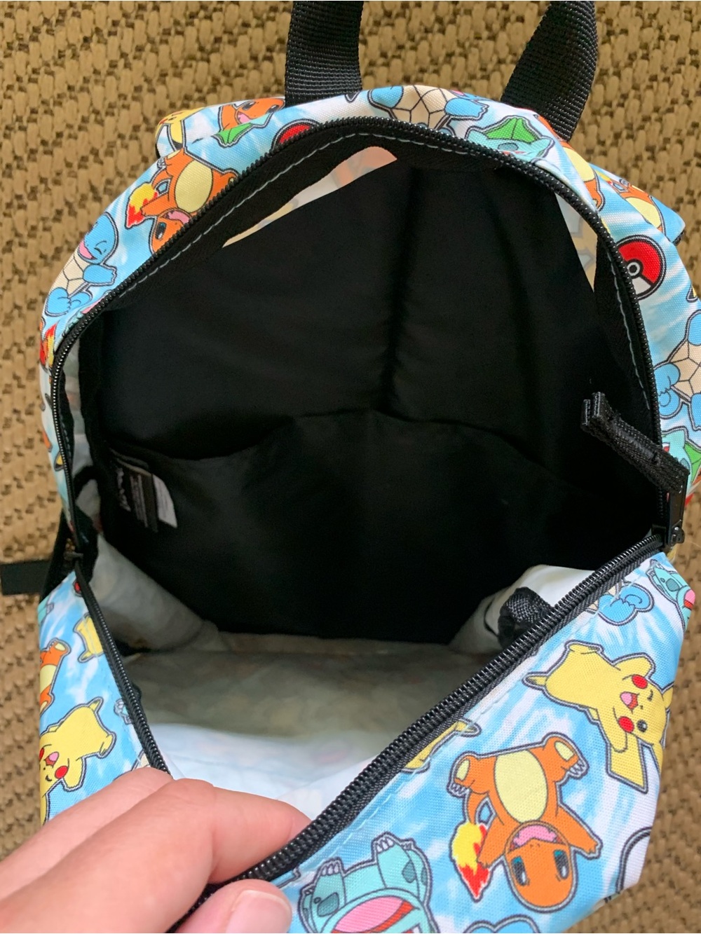 Pokémon Backpack 🎒 - Picture 3 of 4